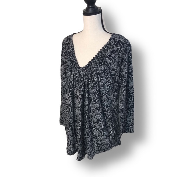 🟣 Lucky Brand V Neck Floral Shirt Medium - Picture 5 of 10